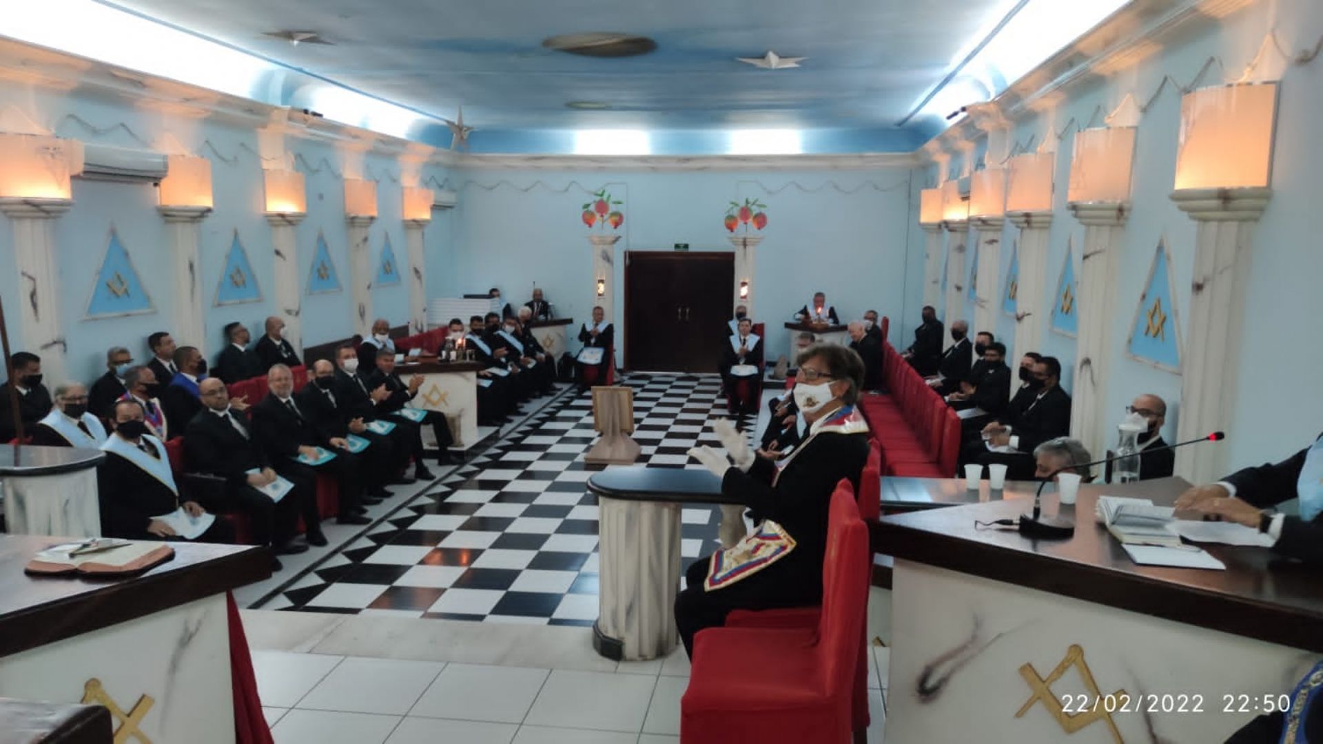 Amor e Respeito a Ordem e Família – Venerável Mestre inicia seu Filho na Loja Cidade de Praia Grande – SP
