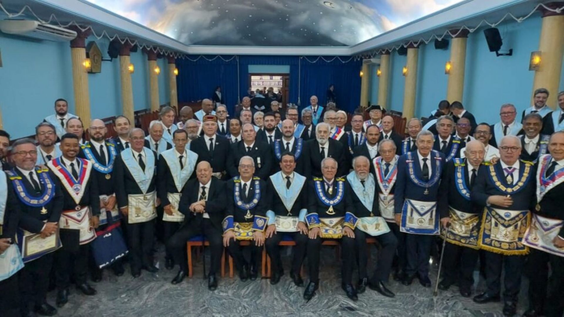 Na Primeira Sessão De 2025 Grão-Mestre Estadual Participa Da Sessão De Aniversário De 172 Anos Da Loja Fraternidade De Santos Nº132 Oriente De Santos
