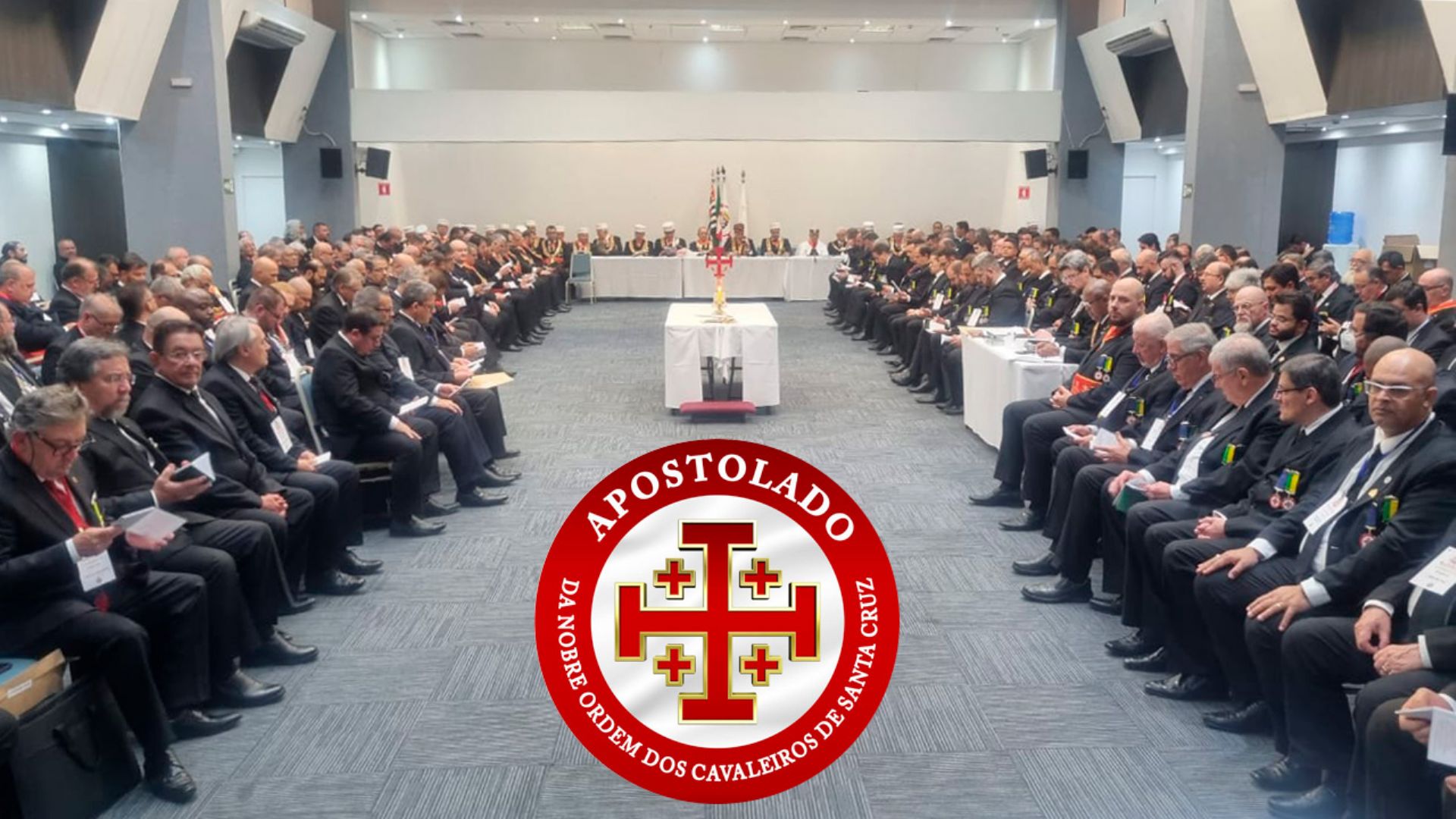 Ordem bicentenária “APOSTOLADO” é restaurada em Mega Evento com centenas de irmãos em SP tendo a presença marcante das maiores lideranças da maçonaria Gobiana e do Grão-Mestre Geral e seu Adjunto como parte dos eventos do Bicentenário do GOB